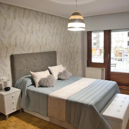 La Villa De Lore, Piso Completo Apto 6 Personas Con Garaje Avilés Esterno foto