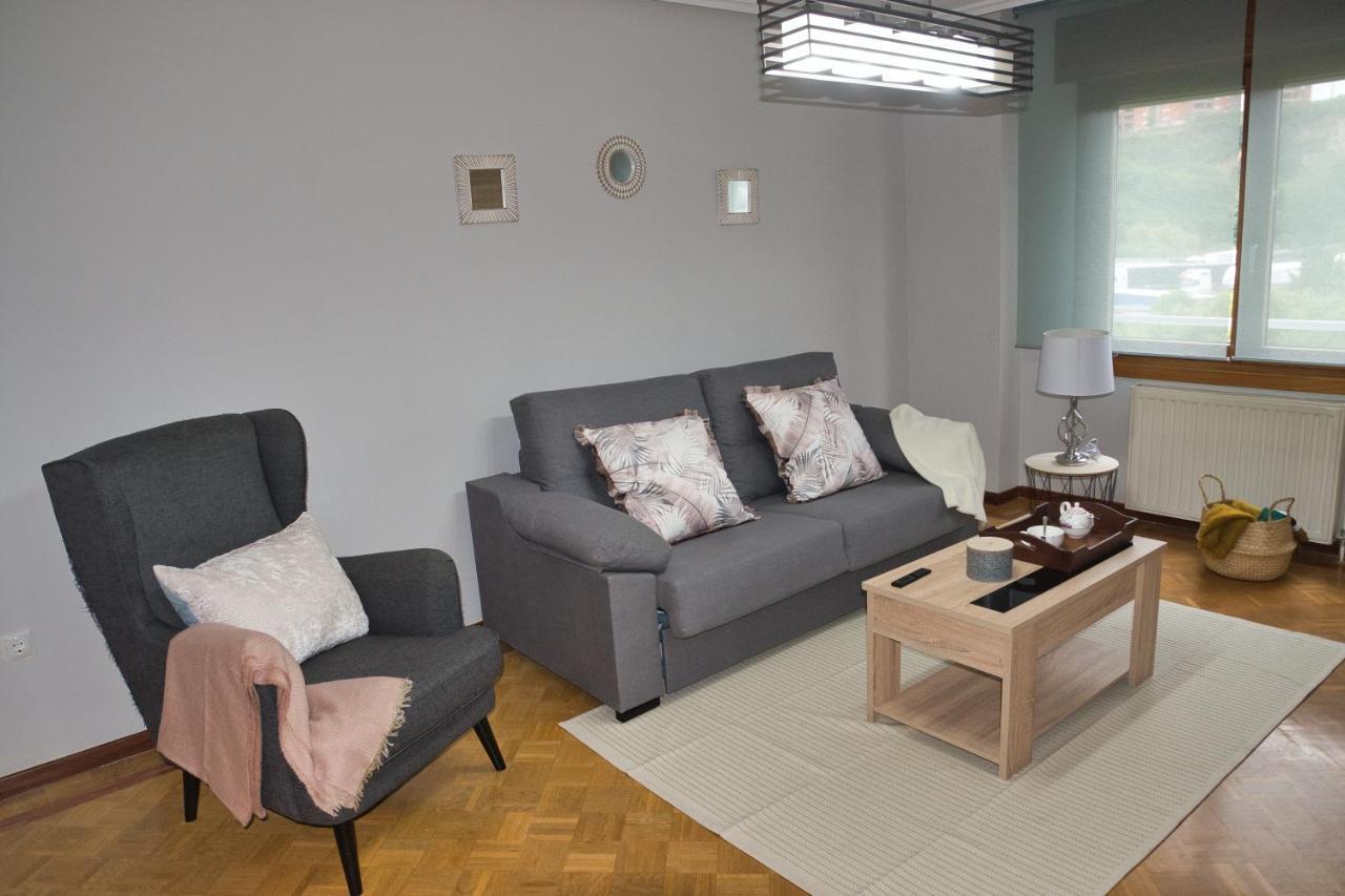 La Villa De Lore, Piso Completo Apto 6 Personas Con Garaje Avilés Esterno foto
