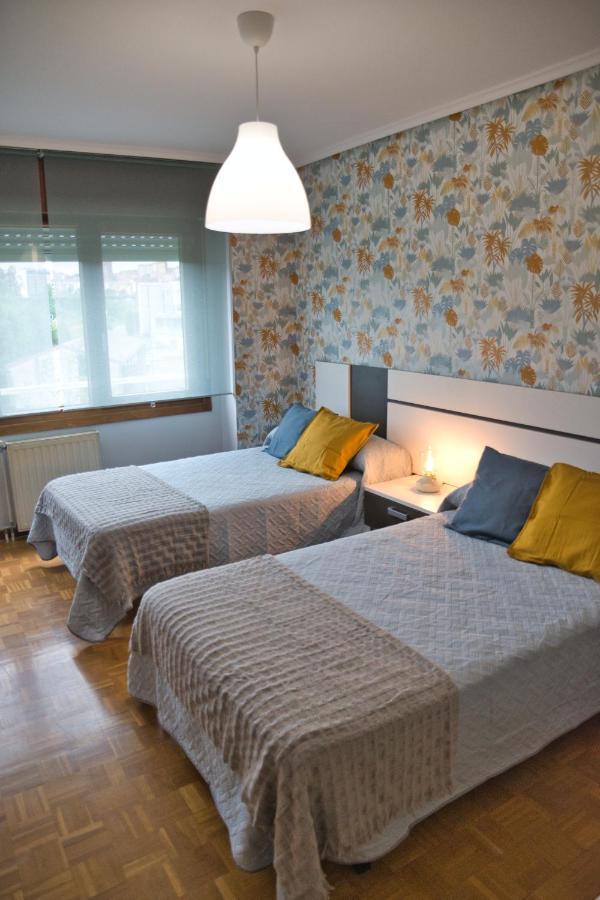 La Villa De Lore, Piso Completo Apto 6 Personas Con Garaje Avilés Esterno foto